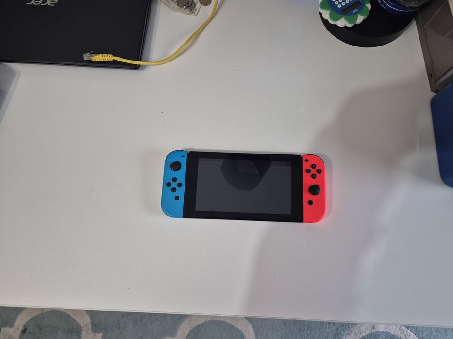 Nintendo Switch lekko używane