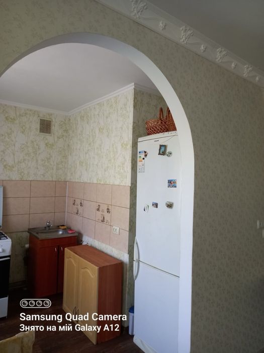 Продаю 2 кімнатну квартиру