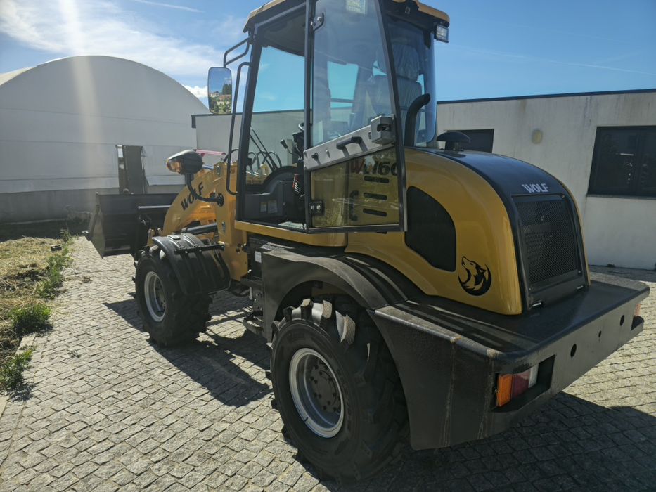 Pa Carregadora Wolf WL160