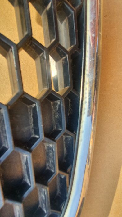 Atrapa gril plaster miodu cruze