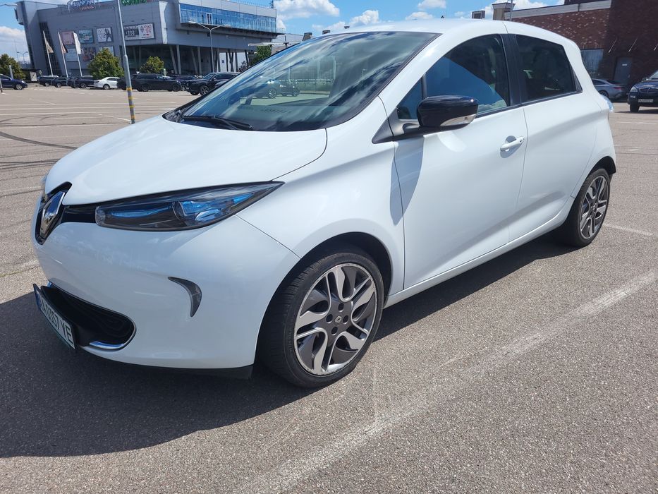 Продаж Рено ZOE 2018 року