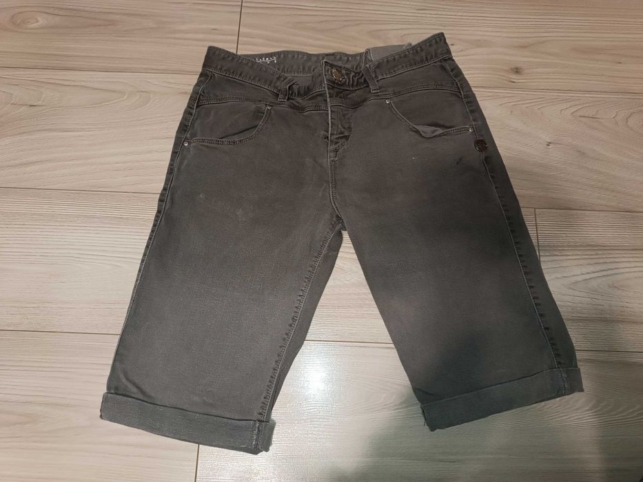 Spodenki męskie krótkie używane, rozmiar 36 (S)