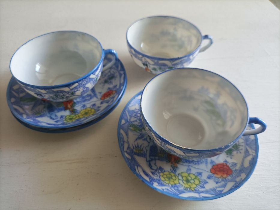 Chávenas de chá ou café de porcelana