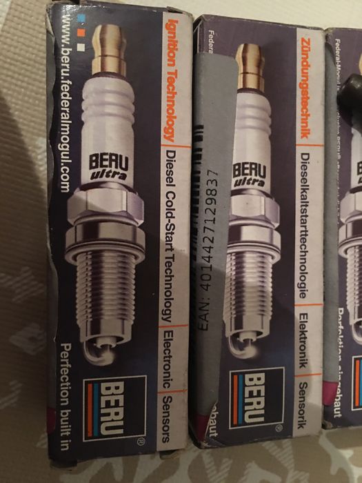 Conjunto de 4 Velas BERU Novas