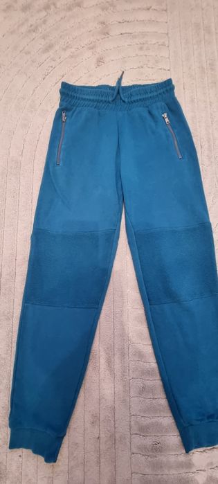 Spodnie dresowe 146/152