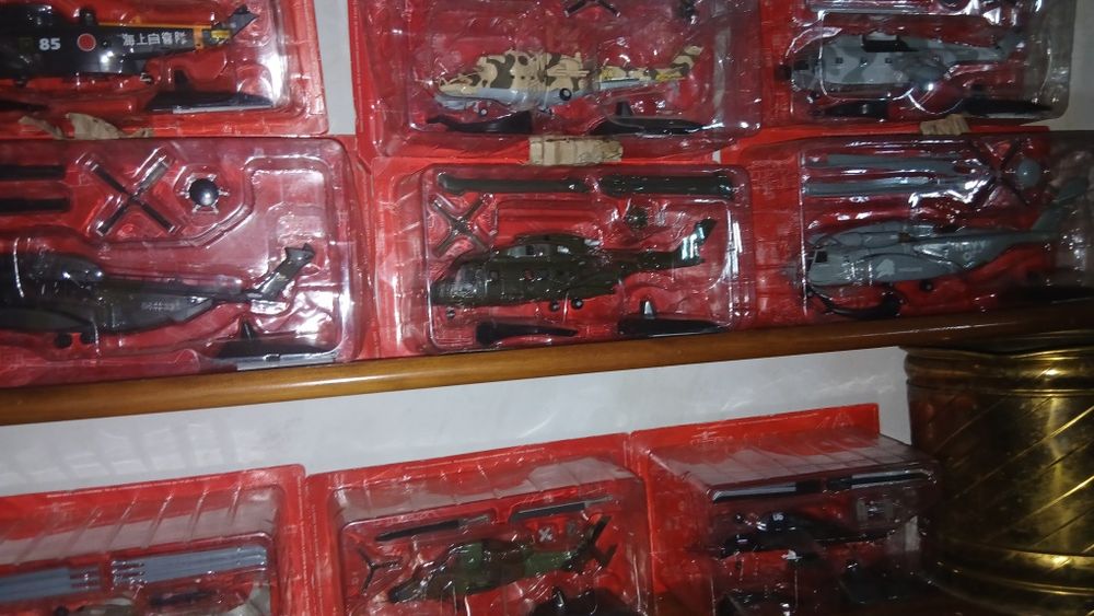 Colecao 48 Heitopito Guerra por 350 €
