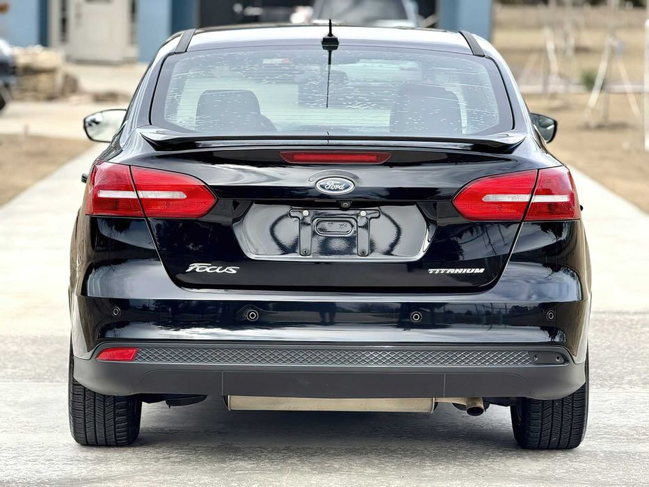 Ford Focus Titanium      2018