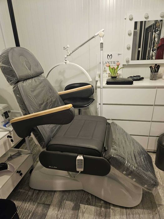 Elektryczny fotel kosmetyczny