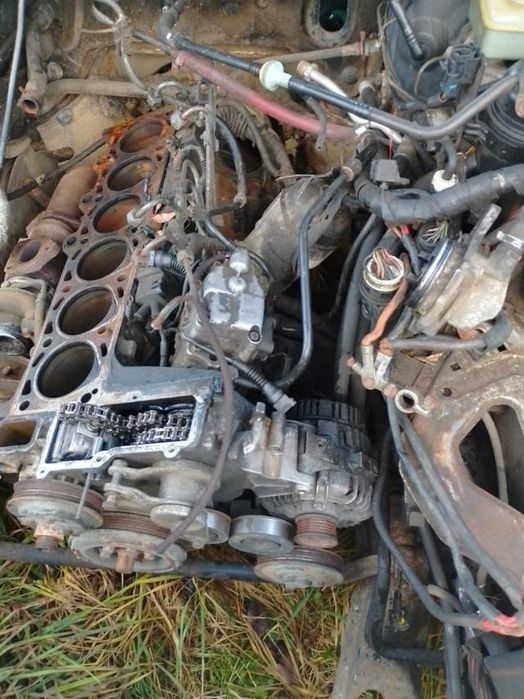 Продам Опель омега.  Розбираю  або цілою  продам