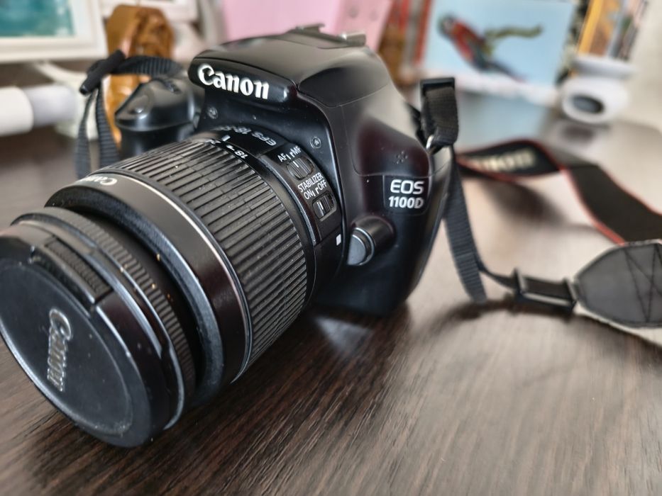 Продаж фотоапарату Canon Eos 1100d