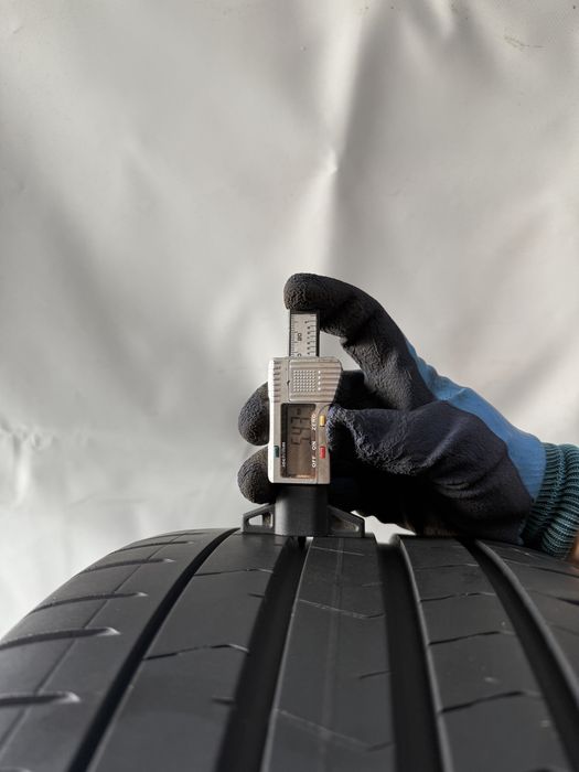 255/35/19 Pirelli P ZERO * RSC 96Y