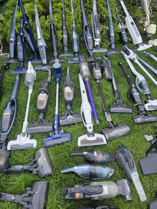 Опт Лот Акумуляторні Вертикальні пилососи з Німеччини