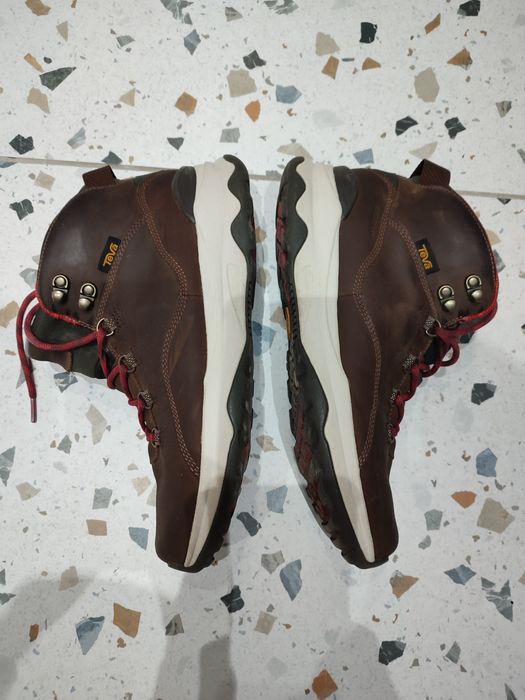 Черевики Teva arrowood utility mid Vibram waterproof 43