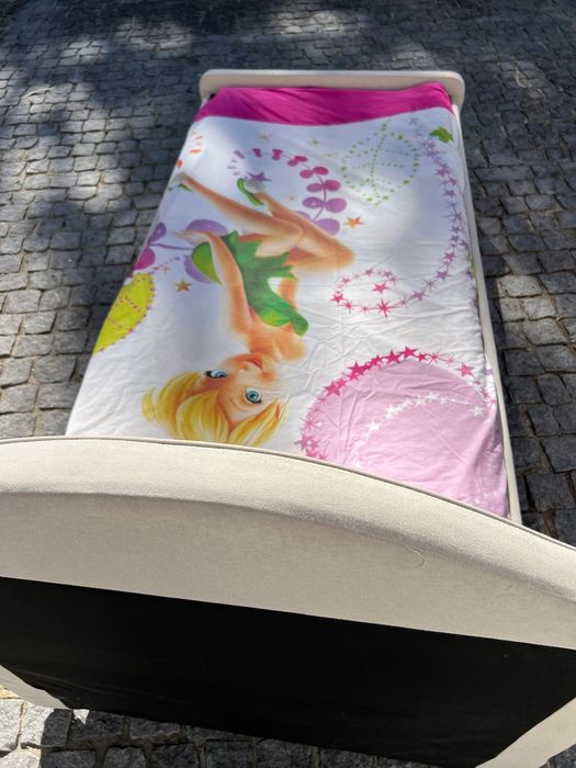 Cama IKEA acolchoada 90x200cm com colchão