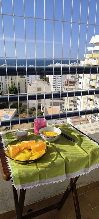 Apartamento com piscina e vista mar – Armação de Pêra