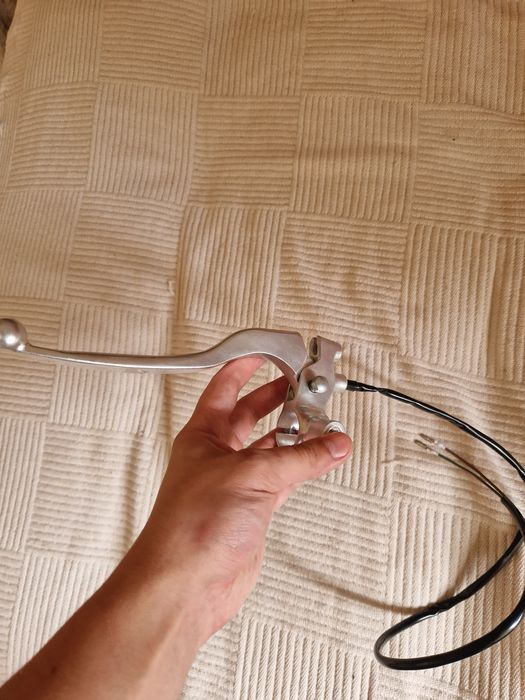 Важіль зчеплення Hyosung