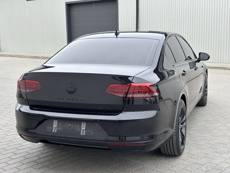 Volkswagen passat black edition