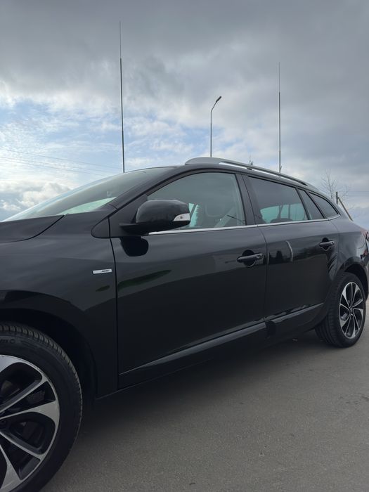 Renault megane 3 Bose рейсталінговий