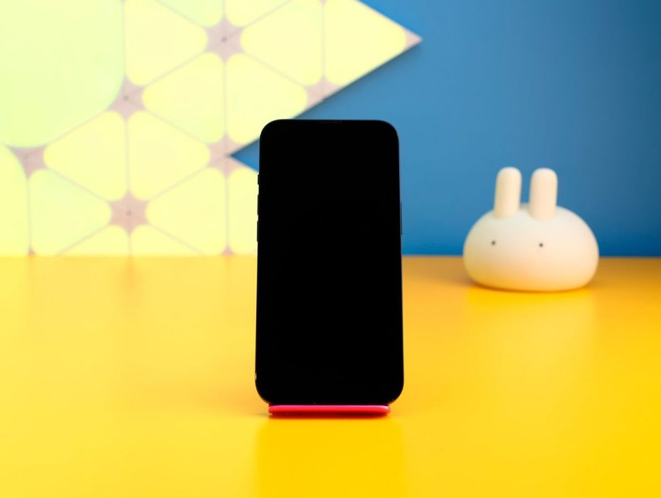 Смартфон Apple iPhone 13 128GB Midnight (170861) Б/У З ГАРАНТІЄЮ