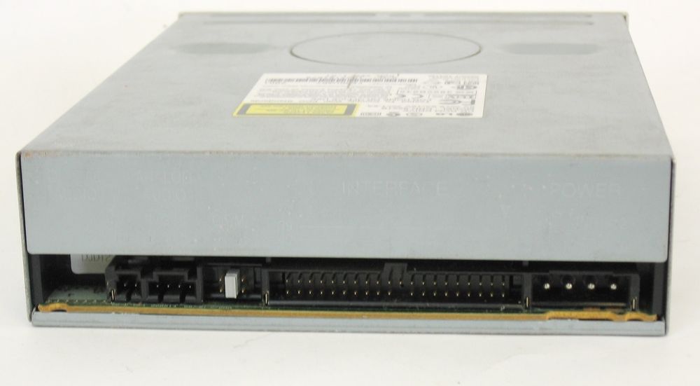 Napęd CD-ROM CRD-8521B