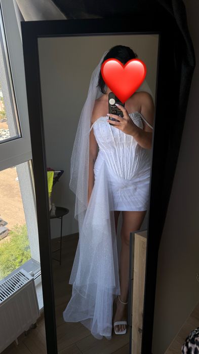 Весільна сукня продам