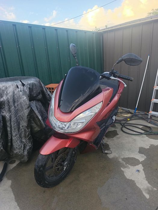 Vendo Honda PCX 125cc