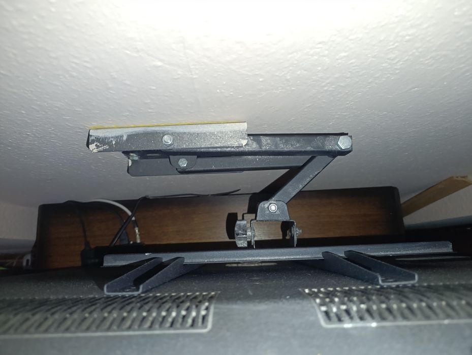 Telewizor Samsung 40 cali plus wieszak