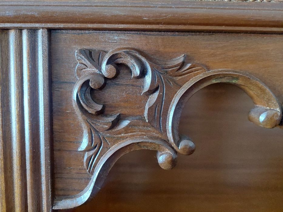 Louceiro para sala de jantar