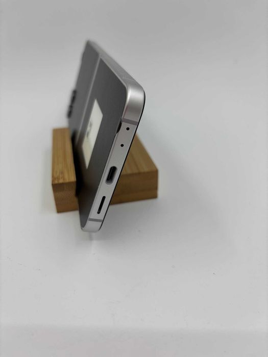 Samsung Galaxy Flip7 FE 128GB White ГАРАНТІЯ 6 Місяців МАГАЗИН