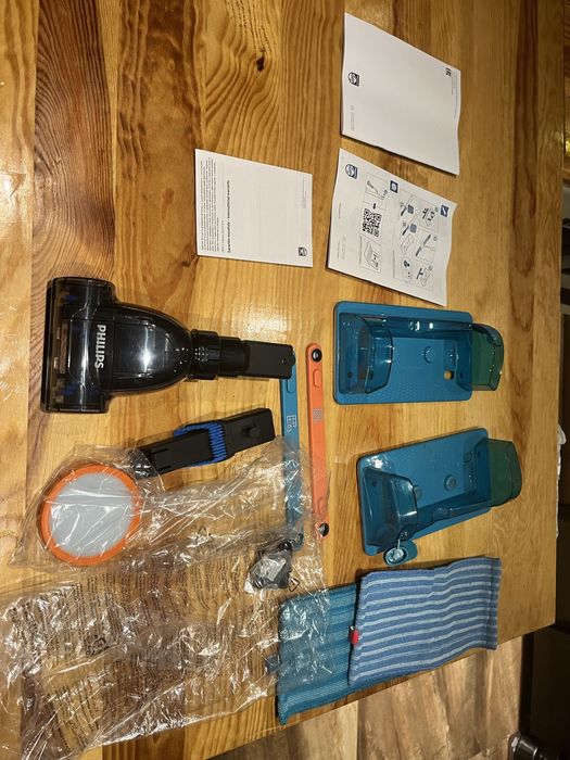 Odkurzacz pionowy Philips PowerPro Aqua FC6409