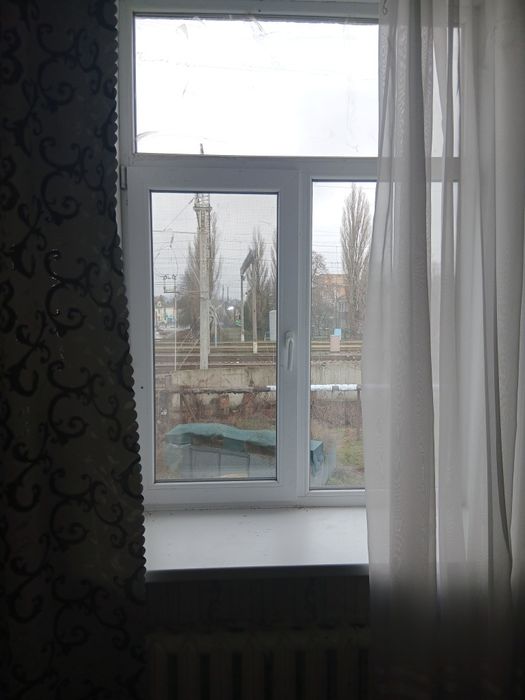 Здам на довготривалий час або продам кімнату.