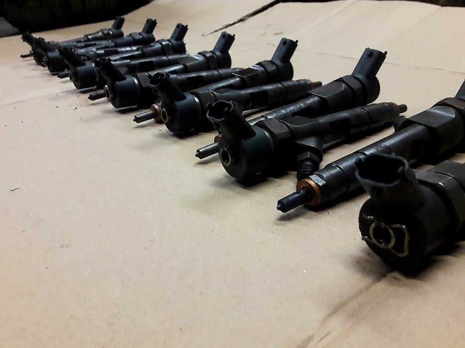 форсунки виваро Трафик Renault Trafic Laguna Megane Volvo