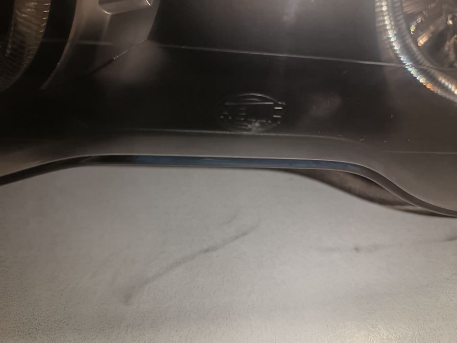 Farol BMW serie 7 E65