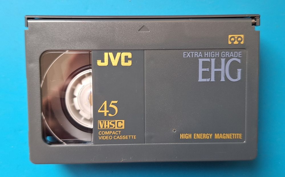 Convert cassetes VHS /  VHS-c /  Vídeo 8 para formato digital