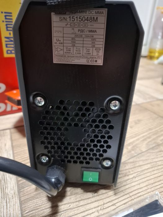 Зварювальний інвертор Paton Mini-150 (сварочный аппарат) чемодан + мас