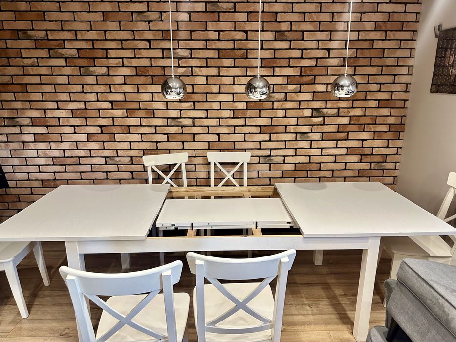 Rozkladany stół + 6 krzeseł (+1)