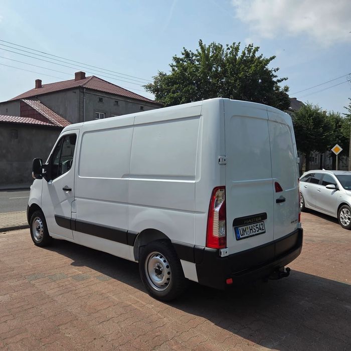 Renault Master 3  Renault Master III z hakiem, 2.3dci, opłacony