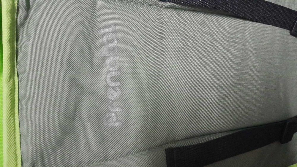 Carrinho de passeio de bebé