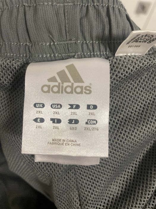 Szare męskie spodnie dresowe szelesty Adidas XXL
