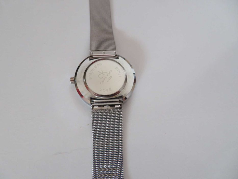 zegarek damski Michael Kors z bransoletką koloru srebrnego