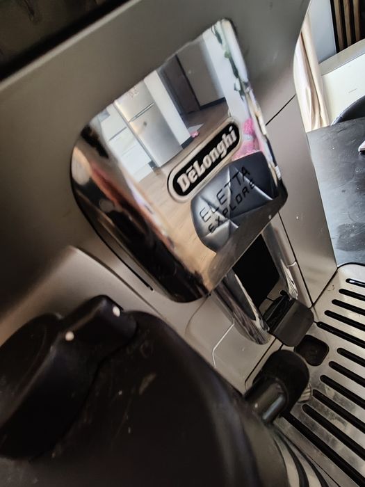 Ekspres ciśnieniowy DeLonghi