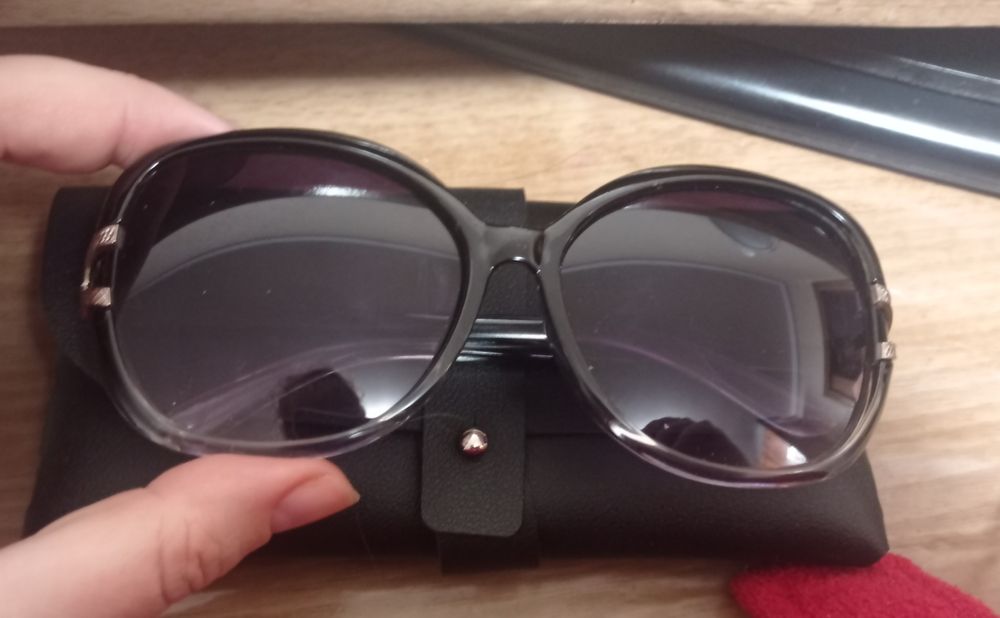 Чохол з окулярами