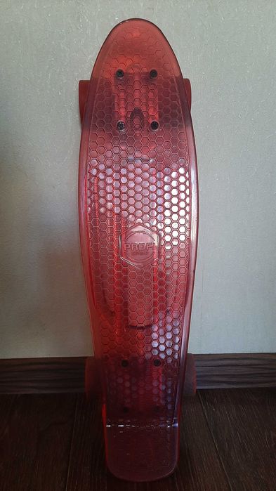 Пеніборд червоний