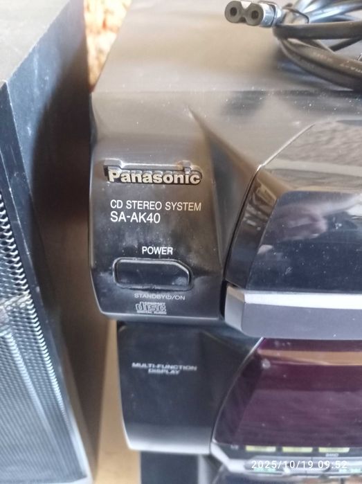 Wieża Panasonic 5 CD kolumny Saba drewno
