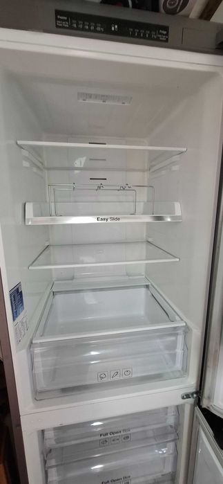 Frigorífico Combinado SAMSUNG RB29FSRNDSA