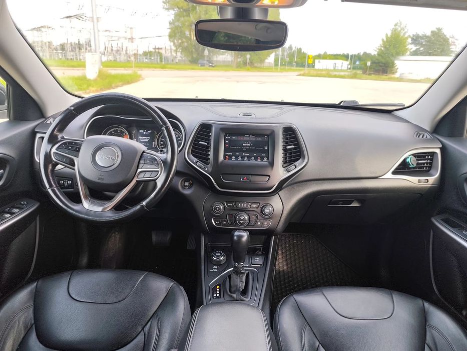 Jeep Cherokee Jeep Cherokee 2.4