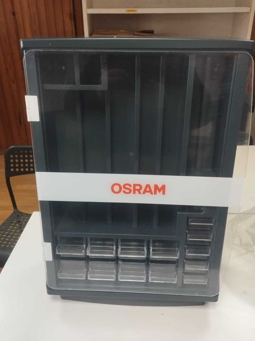 Armário Expositor de Lâmpadas Osram