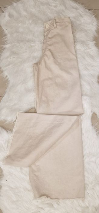 Spidnie jeans, dzwony "Zara".