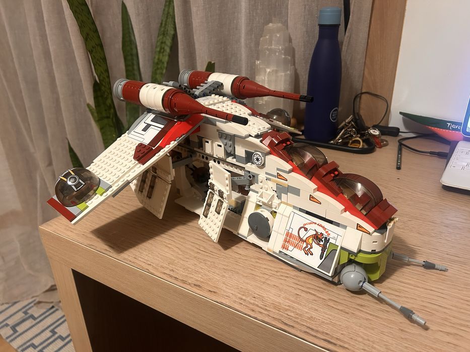LEGO Star Wars 7676 - Republic Attack Gunship