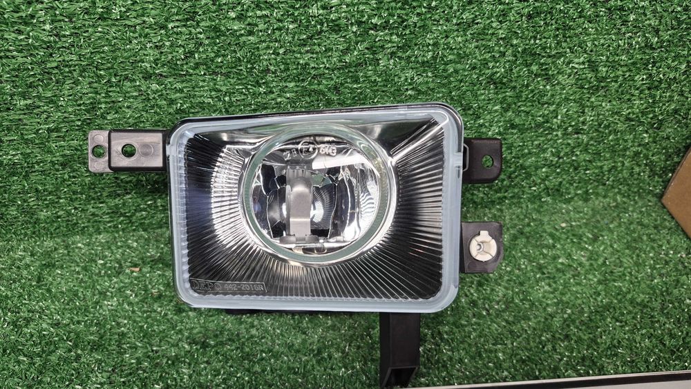 Farol Nevoeiro Frente Direito Opel Corsa C X01 Combo C 2000 a 2012 Ref. 442-2016R-UE NOVO DEPO